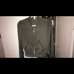 New h&m bomber size 2